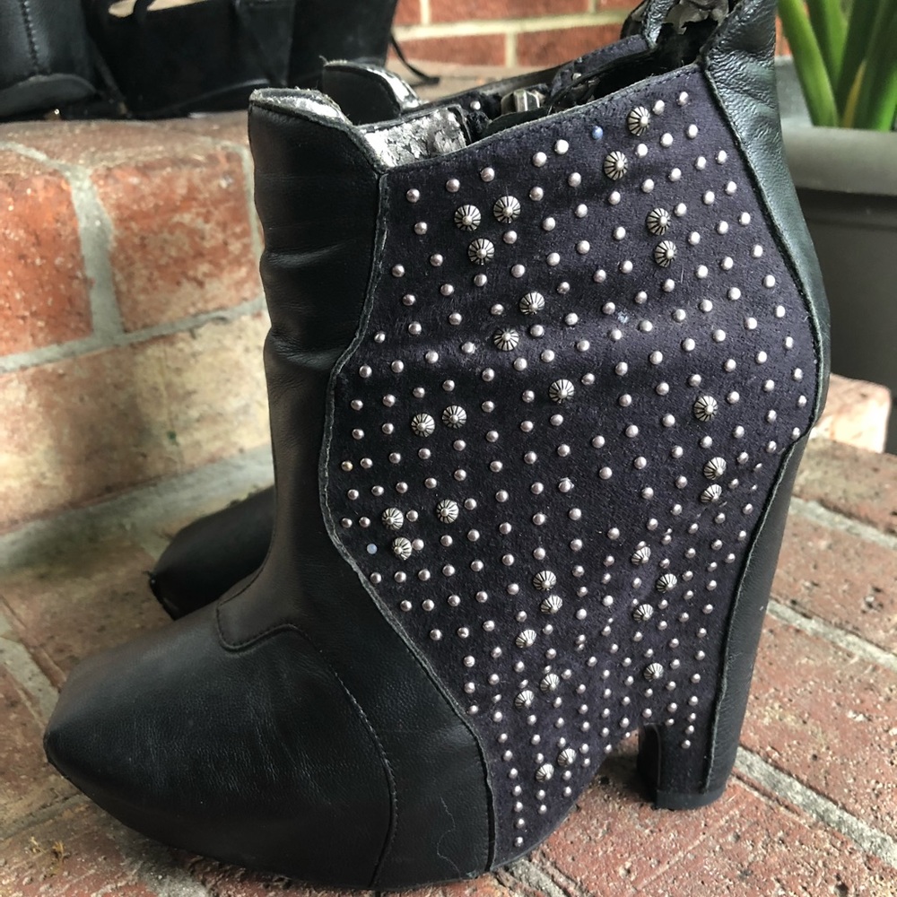 Sam Edelman black wedge boot heel studded 7-1/2